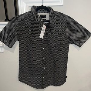 Quiksilver short sleeve shirt BNWT